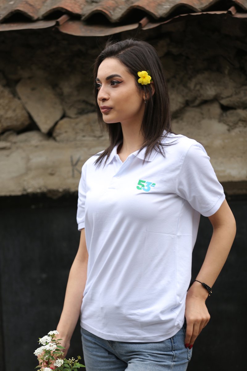 53 Markalı Polo Yaka Beyaz T-Shirt Unisex