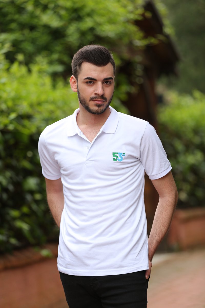 53 Markalı Polo Yaka Beyaz T-Shirt Unisex