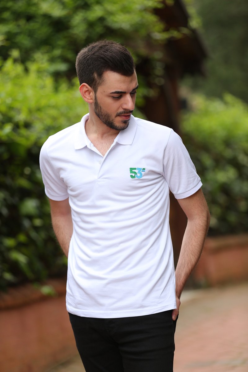 53 Markalı Polo Yaka Beyaz T-Shirt Unisex